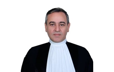 نهاد وکالت بیش از هر زمان دیگری نیازمند بازسازی و اعتماد  عمومی و درونی است